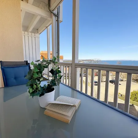 Villa Bergfrieden Whg 06 Mit Balkon & Meerblick
